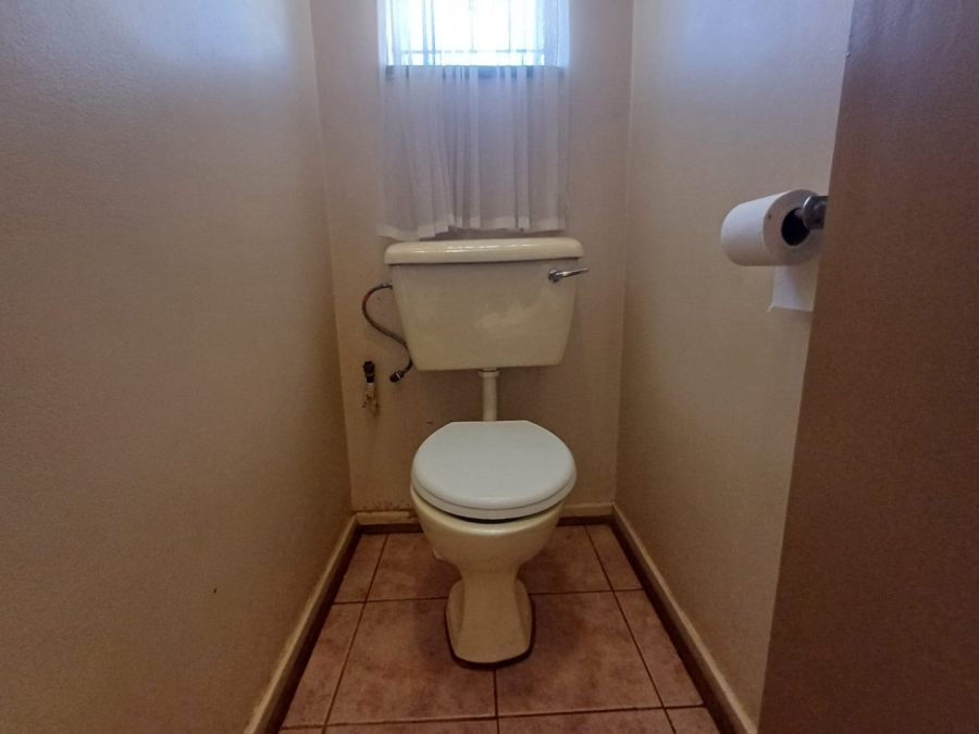 3 Bedroom Property for Sale in Wilkoppies North West